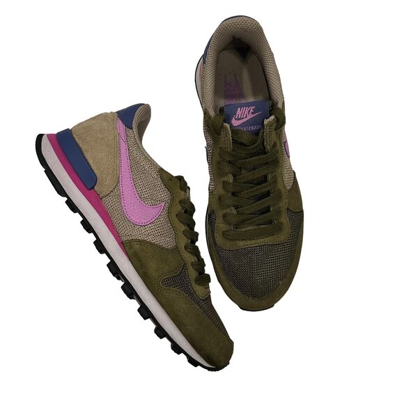 Nike Shoes - NIKE‎ Lunar Internationalist Casual Sneakers - EUC - Women's Size 6 - army green
